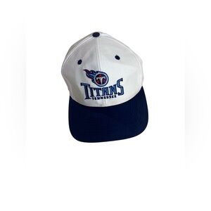 Vintage Tennessee Titans Snapback Hat Logo Athletic NFL 90s White Blue Cap USA